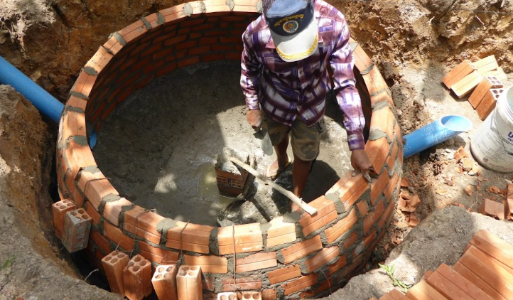 Building a biodigester in Cambodia for biogas supply